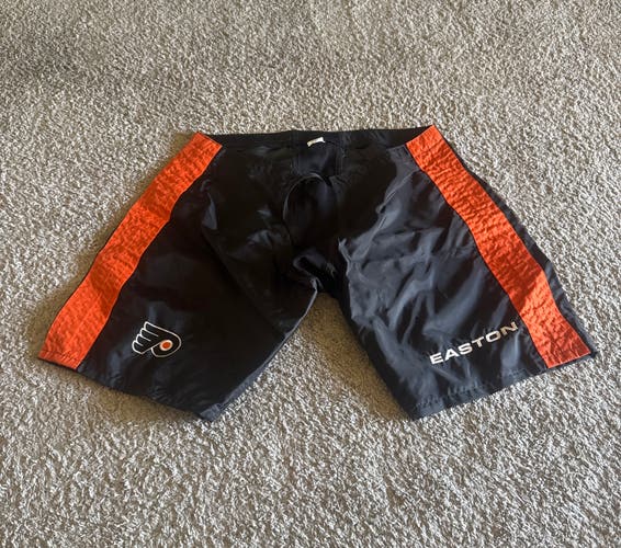 Pro Stock Philadelphia Flyers 2012 Winter Classic Medium Easton Pant Shell
