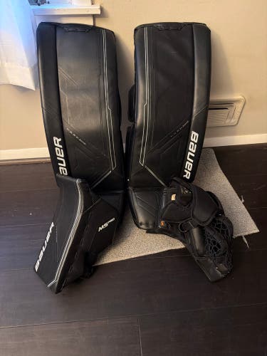32" Bauer Supreme M5 Pro Regular Goalie Full Set (Used)