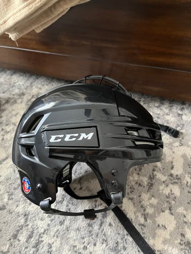 CCM Tacks 910 Helmet (Used - black - large)