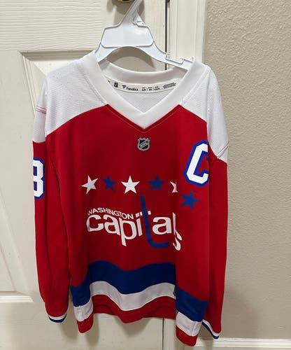 Youth Small / Medium Alex Ovechkin Jersey