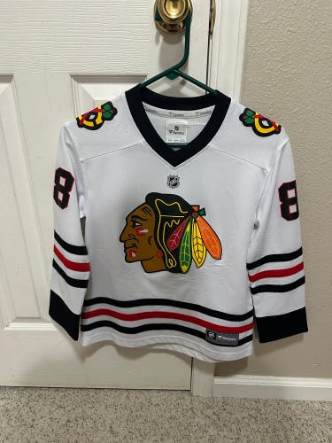 Youth Small / Medium Patrick Kane Jersey