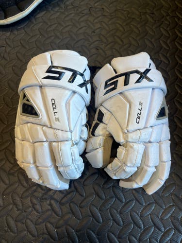 STX Cell IV Lacrosse Gloves SM/10” (Used)