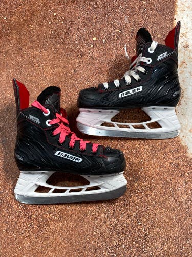 Youth Bauer NS Hockey Skates 12 (Used)