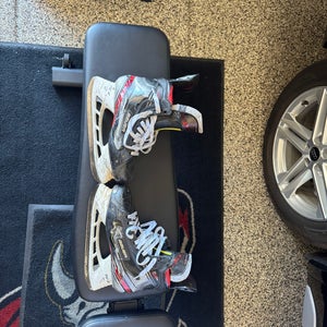 Black/Gray 2019 Bauer Vapor 2X Pro Hockey Skates Regular Width 9.5 (Used)