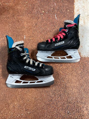 Youth Bauer XLP Hockey Skates 13 (Used)