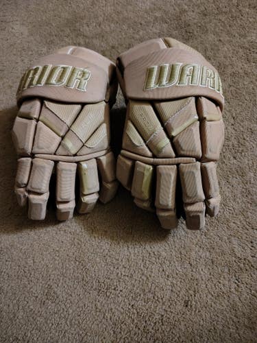 Warrior Pro Series II Gloves 11" Pro Stock (Used)