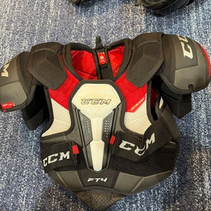 Large Junior CCM JetSpeed FT4 Shoulder Pads (Used)