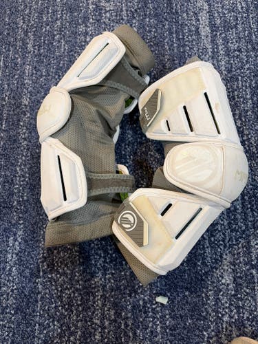 Medium Adult Maverik Max Arm Pads (Used)