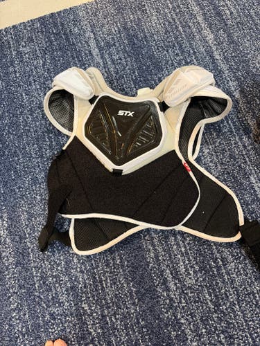 Large Adult STX Stallion 900 Shoulder Pads (Used)