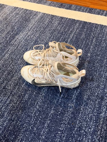 Men's Size M 10.5 (W 11.5) Adult Nike hirachi High Top (Used)