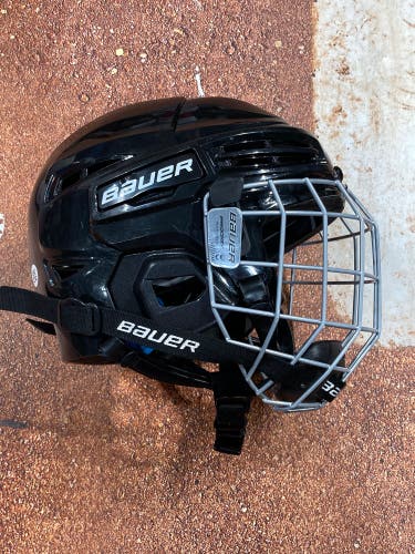 Black Youth Bauer Prodigy Helmet (Used)