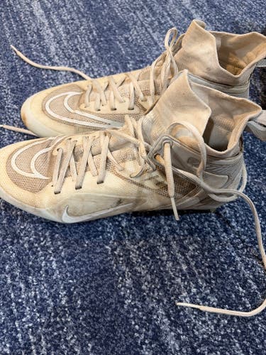 Men's Size M 10.5 (W 11.5) Adult Nike High Top (Used)