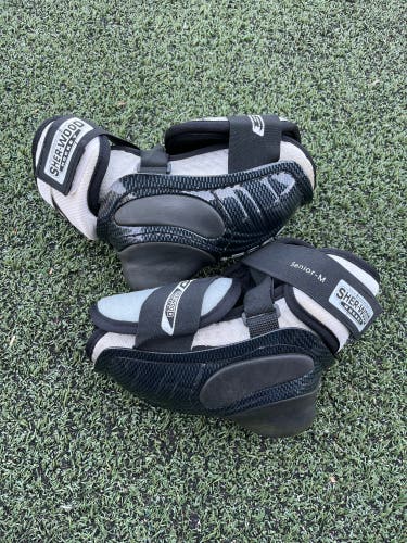 Senior Medium Sher-Wood RM7 Elbow Pads (Used)