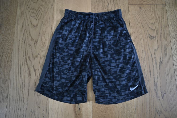 Black Camo Medium Men's Nike Shorts (Used)