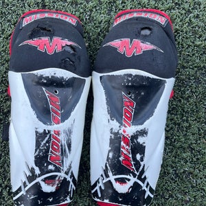 Youth Mission Squirt 8" Shin Pads (Used)