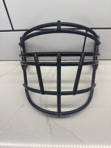 Schutt Adult Football Facemask In Black