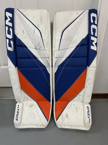 33" 2023 CCM EFlex 6.9 Goalie Leg Pads (Used)