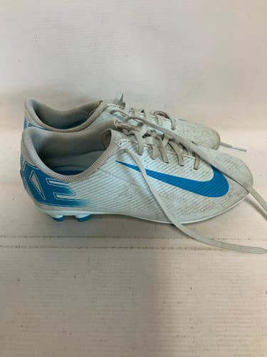 Used Nike Soccer Cleats Sky Blue Junior 04.5 11823-S000037892