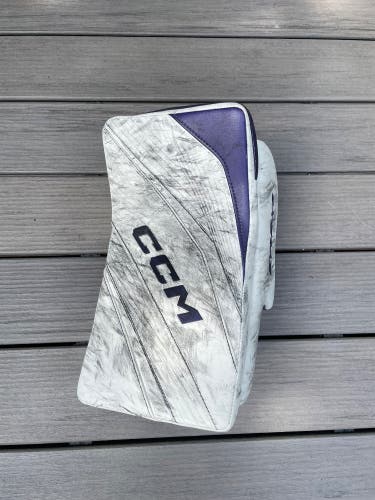 CCM EFlex 6 Regular (Used) Blocker Senior