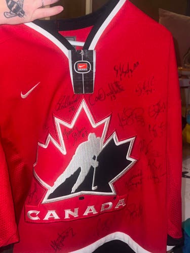 Red Large Women's Nike Jersey (New)