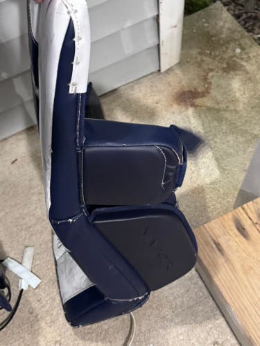 Large 2021 Bauer Vapor 3X Goalie Leg Pads (Used)
