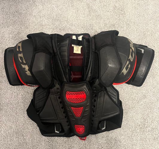 Large Senior CCM U+ Shoulder Pads Pro Stock (Used)