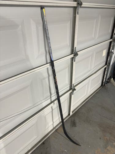 3 bauer nexus syncs wrapped as nexus tracers right handed p28 70 flex