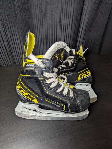 CCM Super Tacks 9380 Hockey Skates Regular Width 11 (Used)