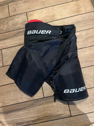 Men's Senior Small Bauer Nsx Hockey Pants (Used)