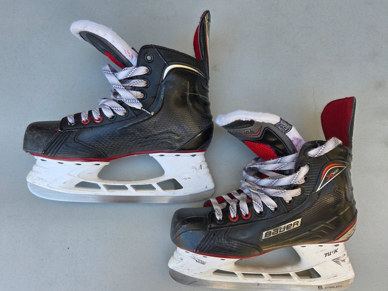 Used Bauer Vapor X500 Intermediate Hockey Skates - Size 6.5