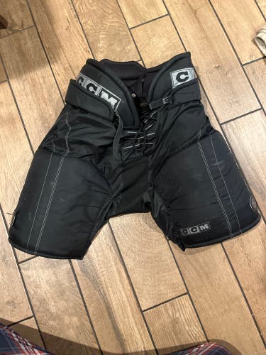 Men's Senior Small CCM Tacks 492 Hockey Pants (Used)
