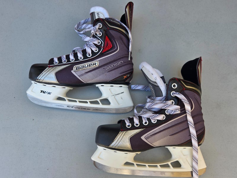 Used Bauer Vapor X50 Hockey Skates – Regular Width Size 5.0