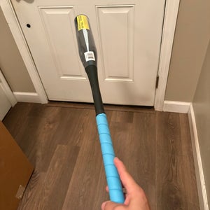 Rawlings Bat (-13) 27" (New) New Rawlings Fastpitch Bat 27inch -13