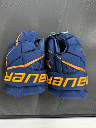 Bauer Vapor Hyperlite Gloves 13" Pro Stock (New)