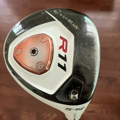 TaylorMade R11 Fairway Wood 5 Wood Stiff RH Graphite Shaft