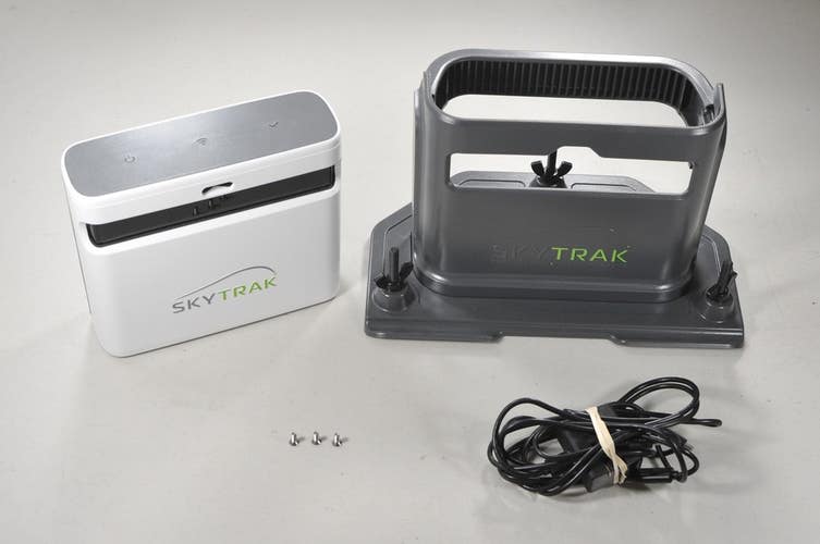 SkyGolf SkyTrak Plus ST+ Golf Simulator 2023 Launch Monitor with Case  # 216107