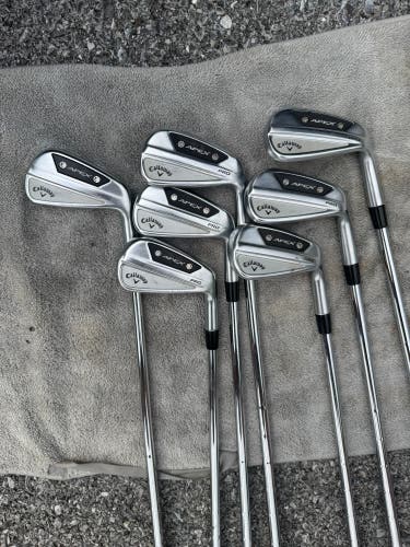 Men's 2024 Callaway APEX PRO 24 Right Handed Iron Set Extra Stiff Flex (Used)