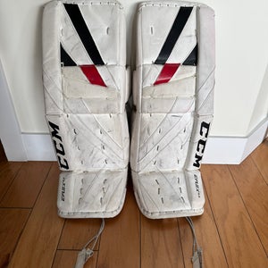 28" CCM EFlex 5.5 Goalie Leg Pads (Used)