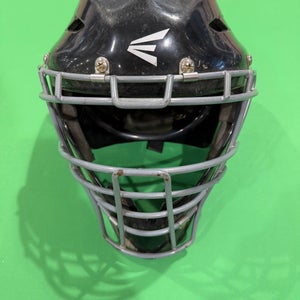 Easton Black Magic Catcher's Mask | 6 1/8"- 7 1/4"