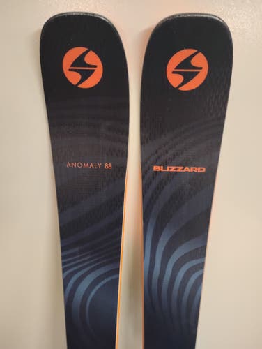 Blizzard Anomaly 88 170cm Skis With Salomon Strive 14 Bindings