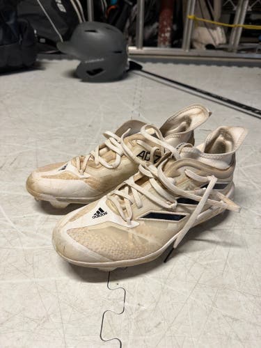 White Men's Size M 9.5 (W 10.5) Adult Adidas Molded Cleats Cleats (Used)