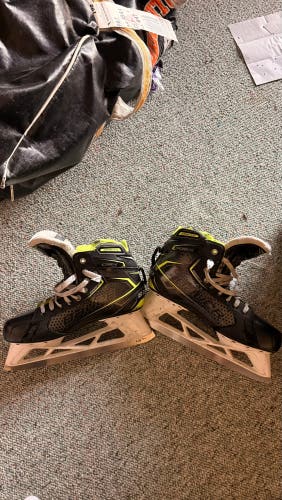 2021 Bauer GSX Hockey Goalie Skates Extra Wide Width 9 (Used)