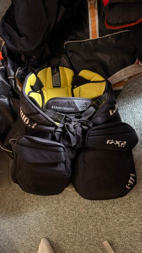 Intermediate Large Warrior R/X2 Hockey Goalie Pants (Used)