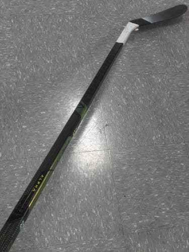 Senior Warrior Alpha LX3 Pro Hockey Stick Right Handed W28 75 Flex (Used)
