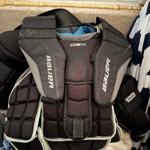 Small / Medium Bauer GSX Goalie Chest Protector (Used)