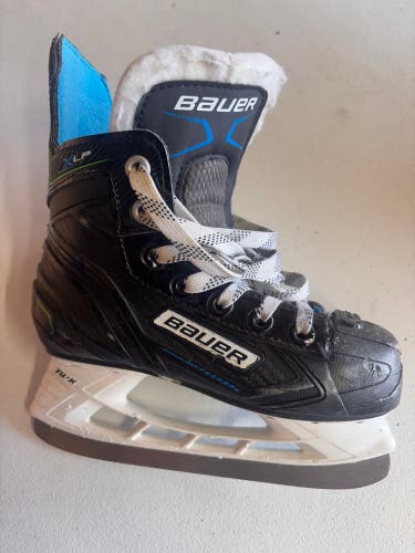 Bauer XLP Hockey Skates 11 (Used)