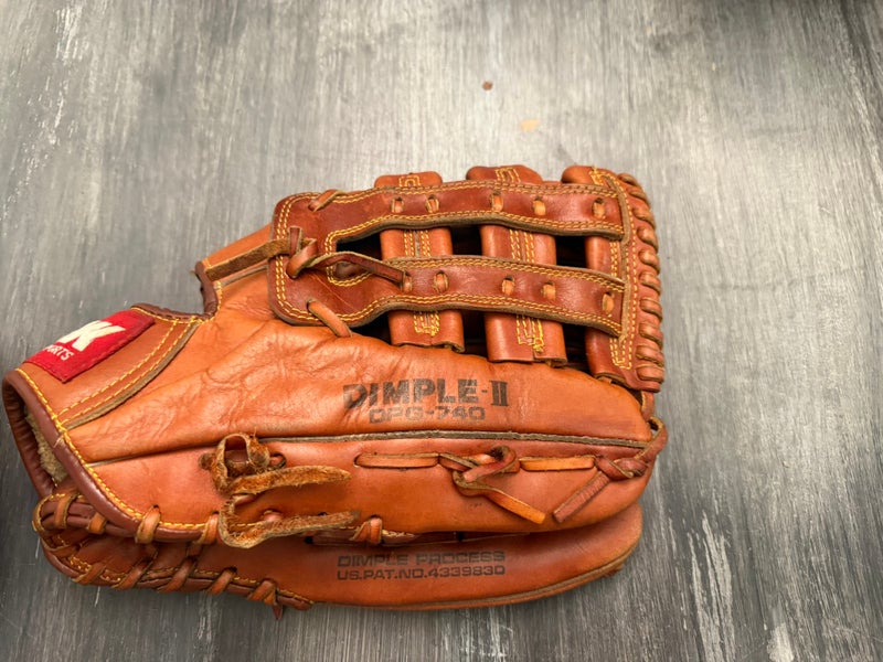 SSK Dimple II RH Baseball Glove 12.75" (Used)