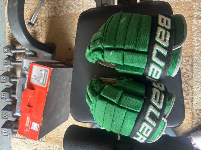 Bauer Vapor 3X Gloves 13" Pro Stock (Used)