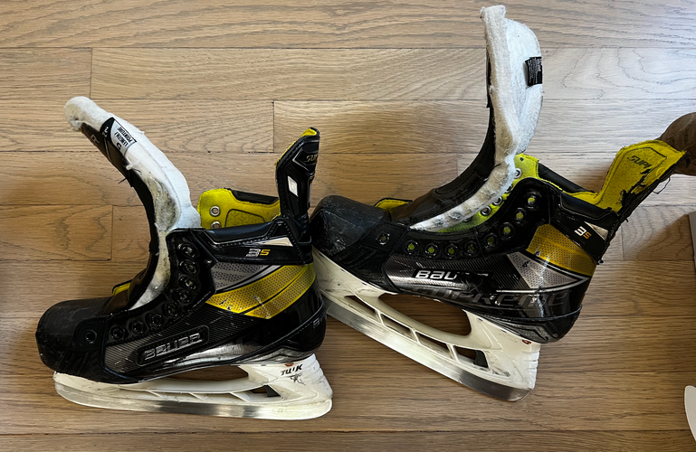 Bauer Supreme 3S Hockey Skates Size 5 (Used)