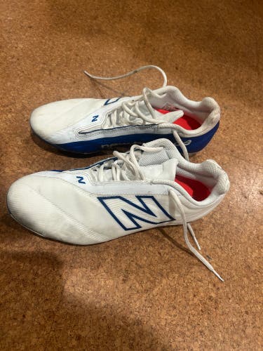 White Men's Size M 9.0 (W 10.0) Adult New Balance Burn X4 Low Top Molded Cleats (Used)